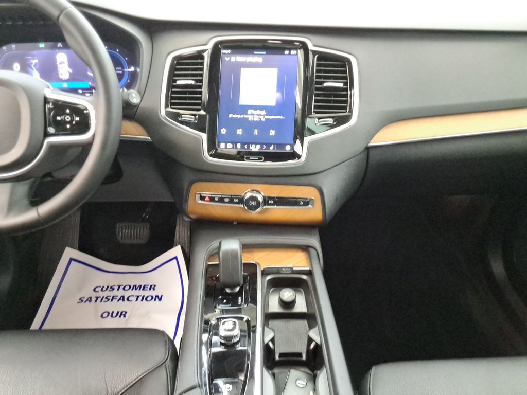 2023 Volvo XC90 Plus - Photo 11
