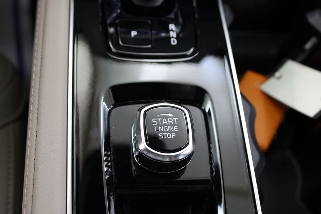 2026 Volvo XC90 Plus - Photo 11