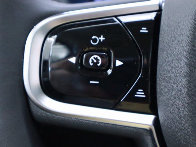 2024 Volvo XC60 Plus - Photo 21