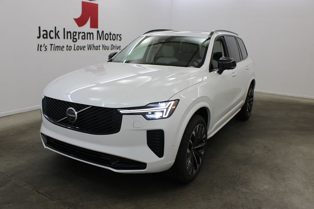 New 2026 Volvo XC90 B6 Ultra Dark Theme 6-Seater SUV