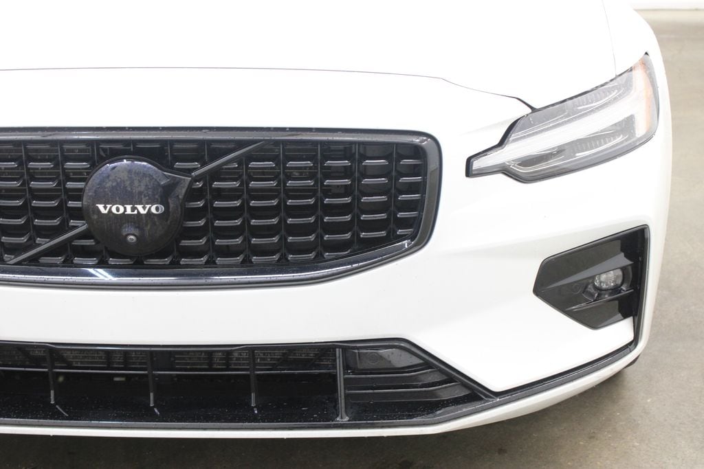 2024 Volvo S60 Plus - Photo 8