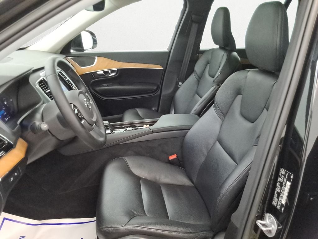 2023 Volvo XC90 Plus - Photo 10