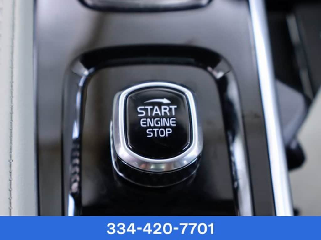 Used 2025 Volvo XC90 plug-in hybrid T8 Ultra 7-Seater SUV