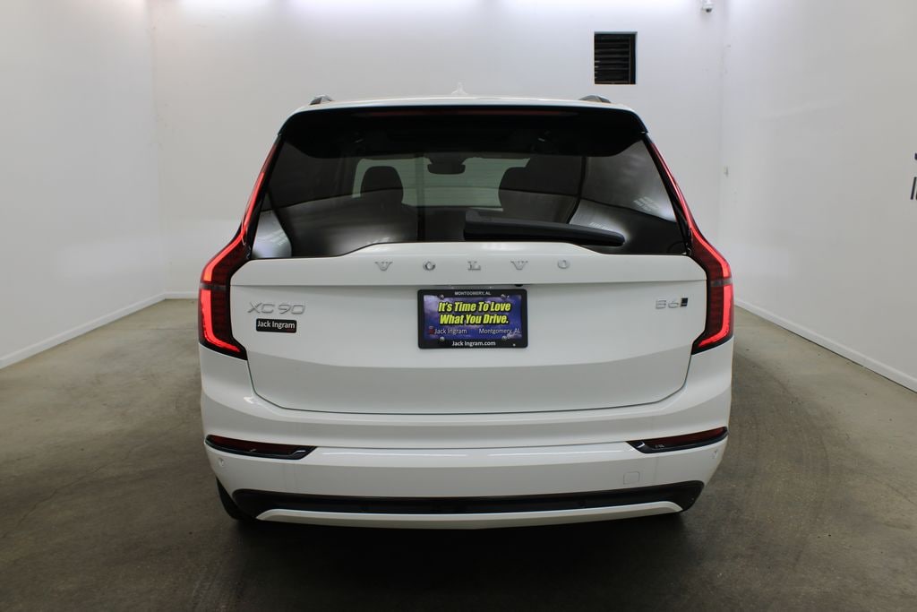 New 2026 Volvo XC90 B6 Ultra Dark Theme 6-Seater SUV
