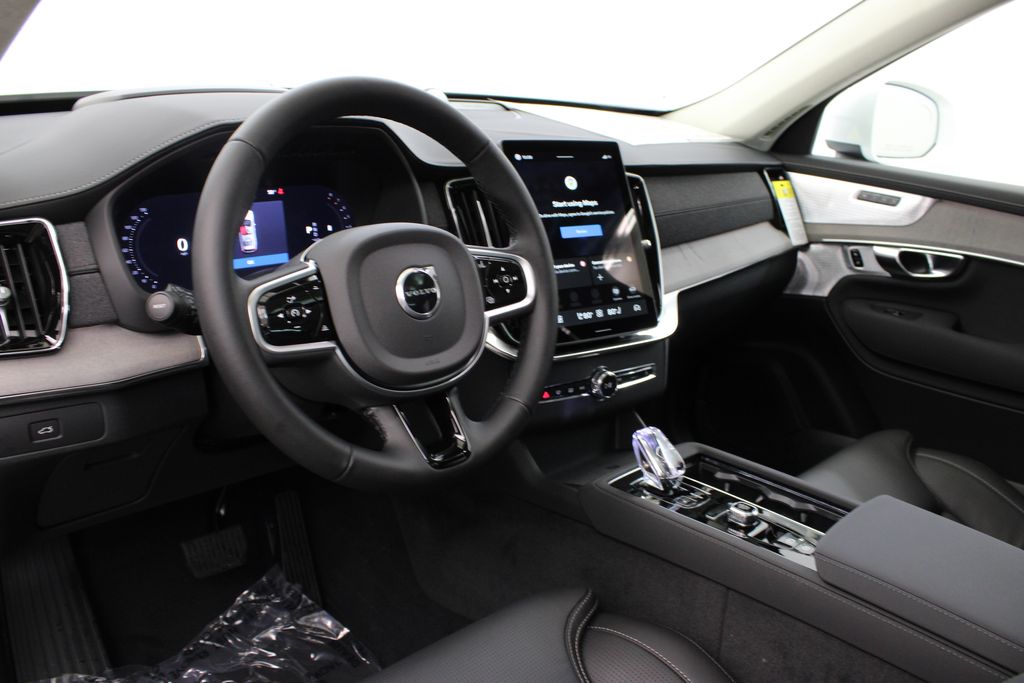 2026 Volvo XC90 Ultra - Photo 16