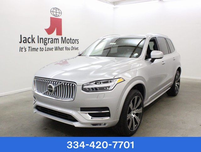 2024 Volvo XC90 B6 Plus 7-Seater Bright theme 4WD's photo