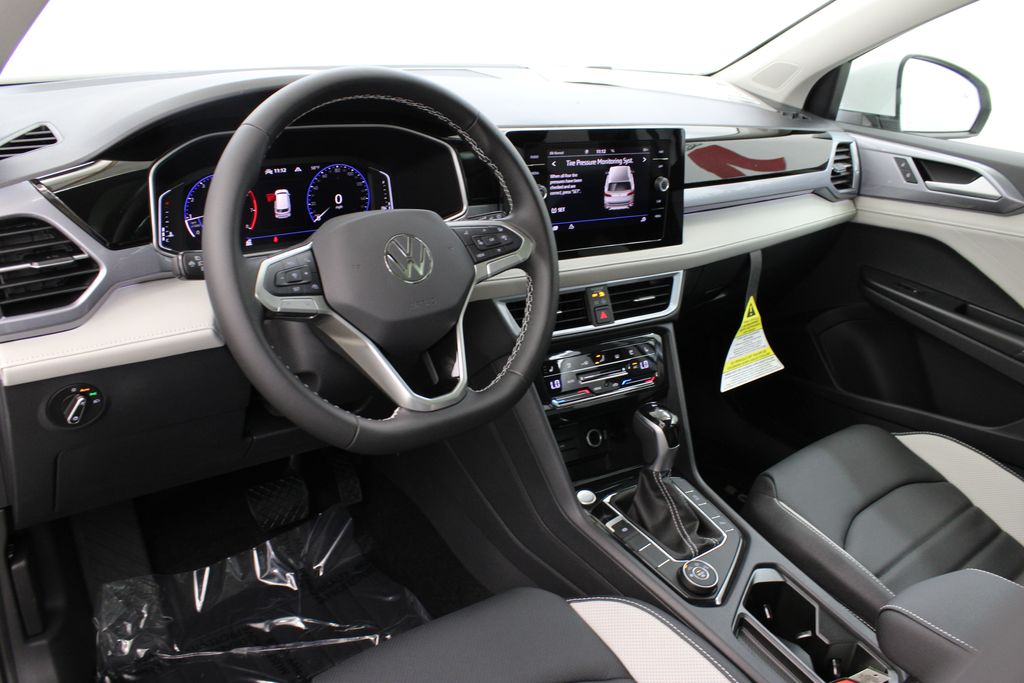 2026 Volkswagen Taos SEL - Photo 16
