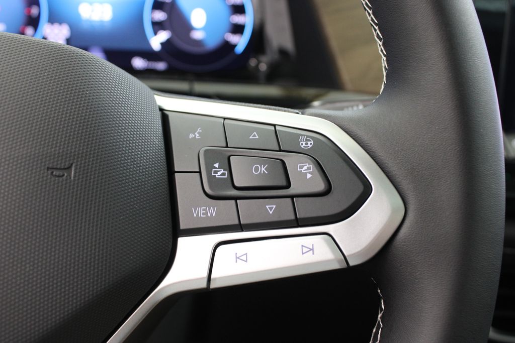2026 Volkswagen Atlas SE w/Tech - Photo 26