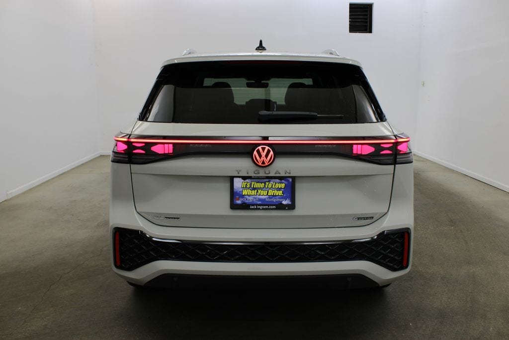 New 2026 Volkswagen Tiguan 2.0T SEL R-Line Turbo SUV