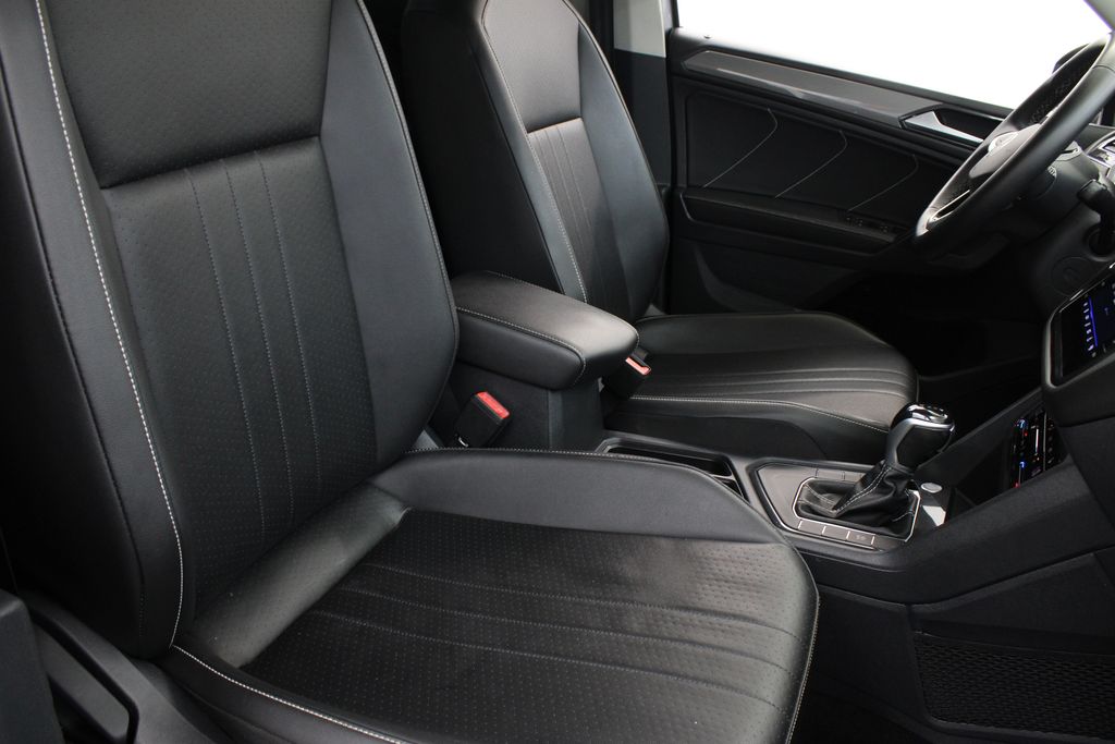 2022 Volkswagen Tiguan SE - Photo 23