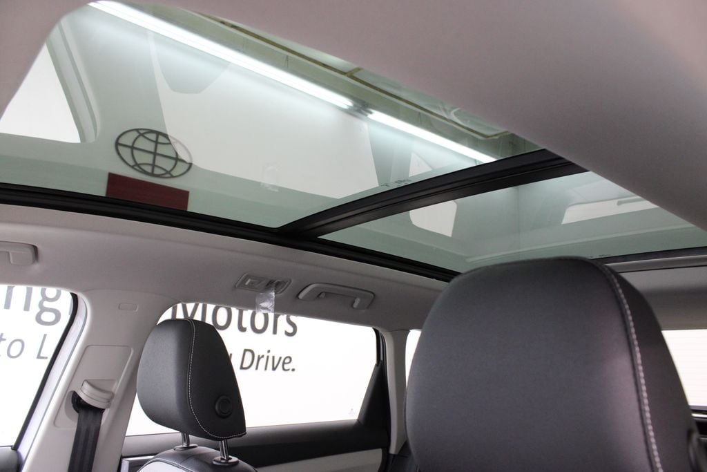 2026 Volkswagen Taos SEL - Photo 13
