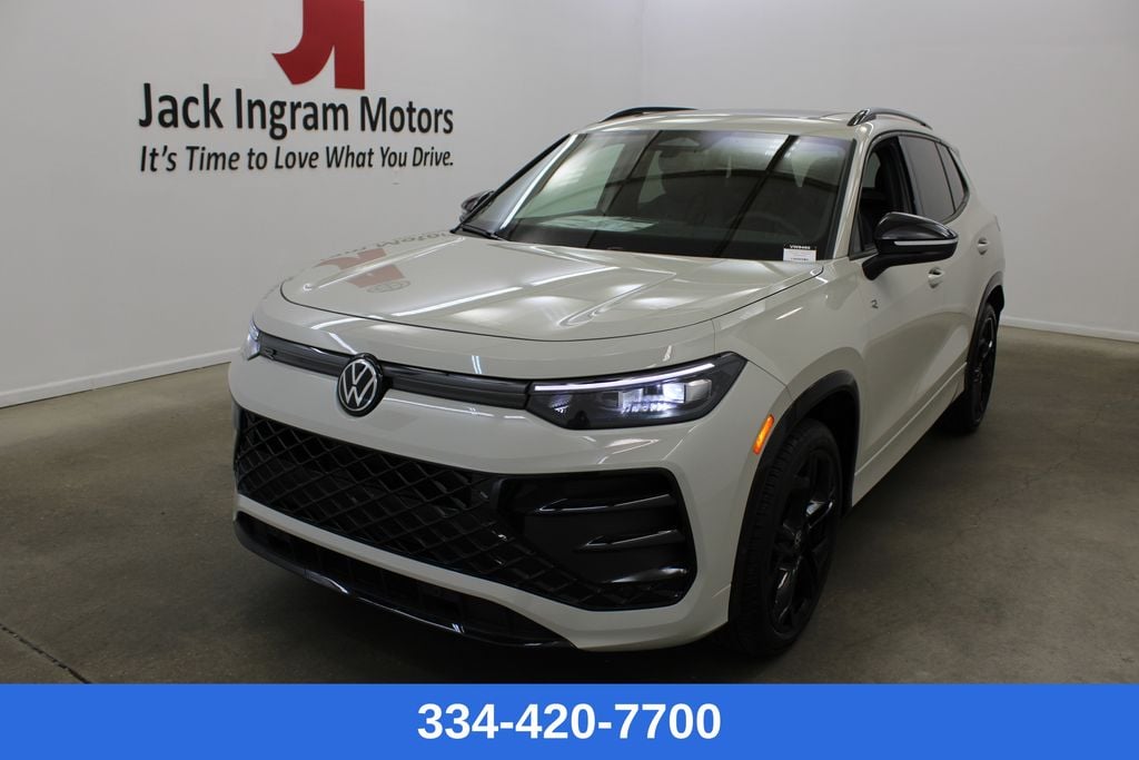 New 2026 Volkswagen Tiguan 2.0T SE R-Line Black SUV