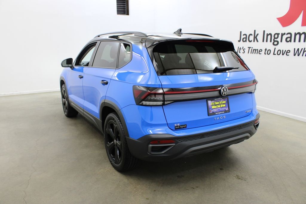 Used 2025 Volkswagen Taos 1.5T SE Black SUV