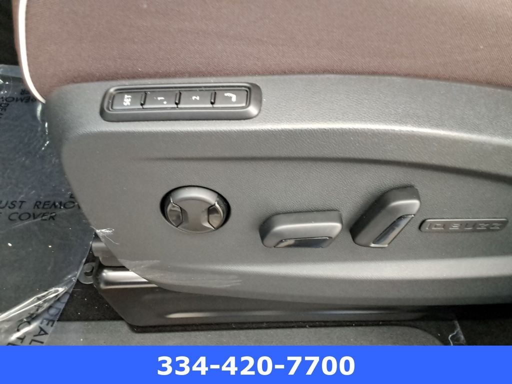 2025 Volkswagen ID. Buzz Pro S - Photo 17