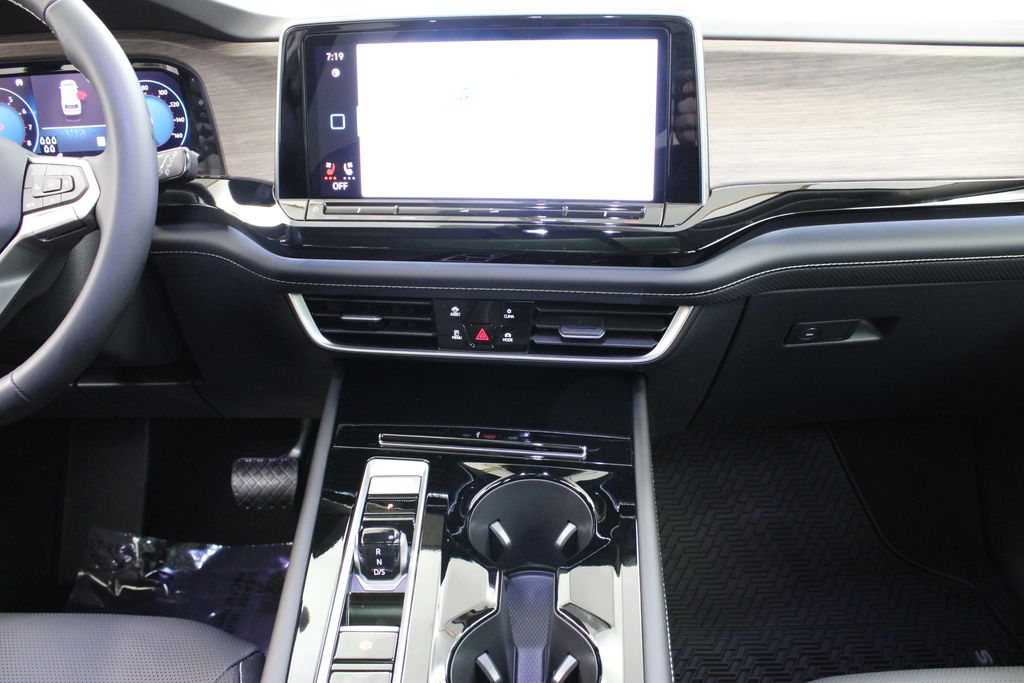 2026 Volkswagen Atlas SEL - Photo 22