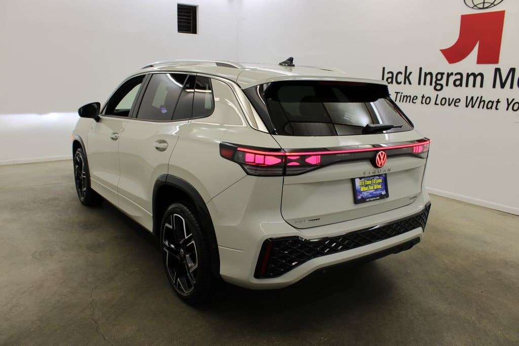 New 2026 Volkswagen Tiguan 2.0T SEL R-Line Turbo SUV