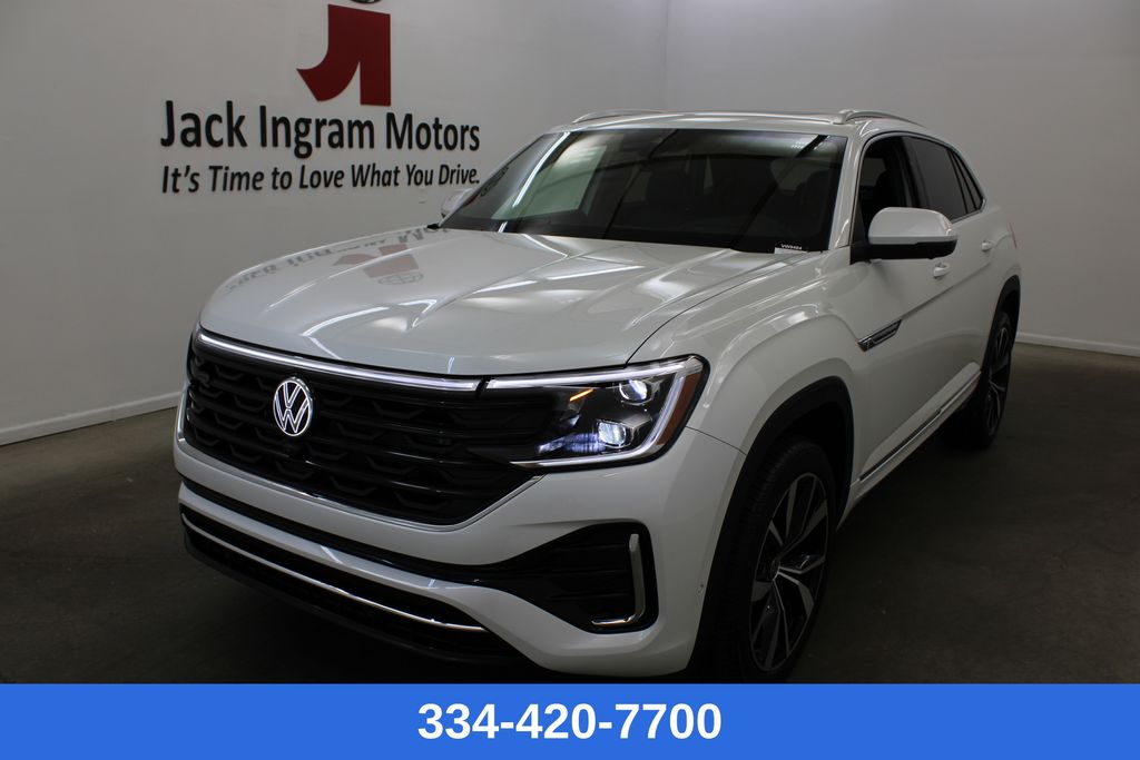 2026 Volkswagen Atlas Cross Sport 2.0T SEL Premium R-Line 4MOTION's photo