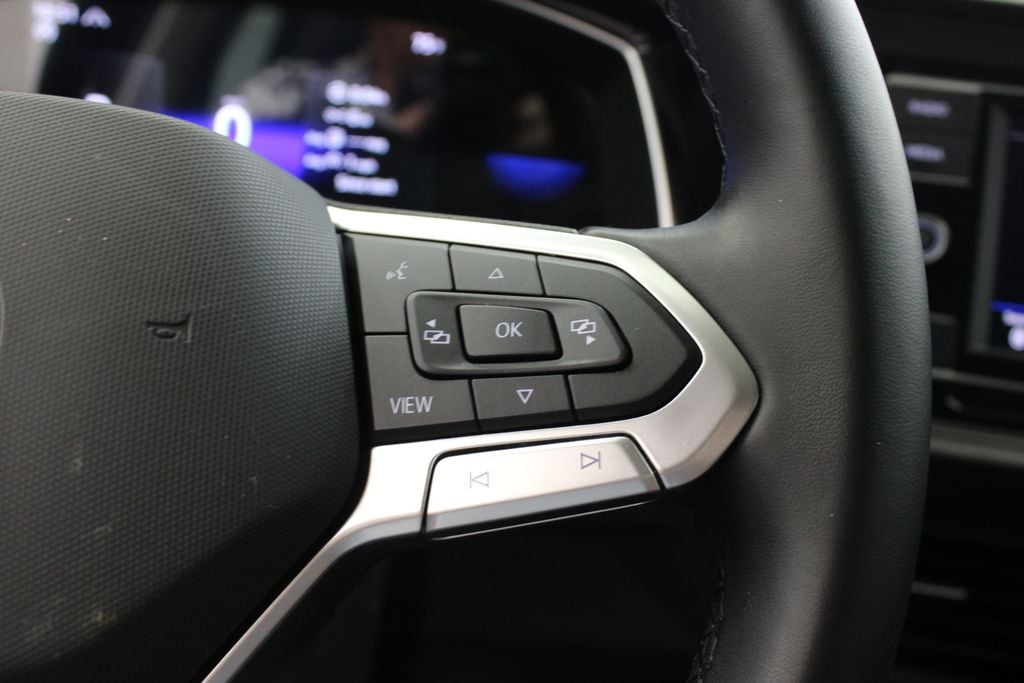 2023 Volkswagen Jetta SE - Photo 26