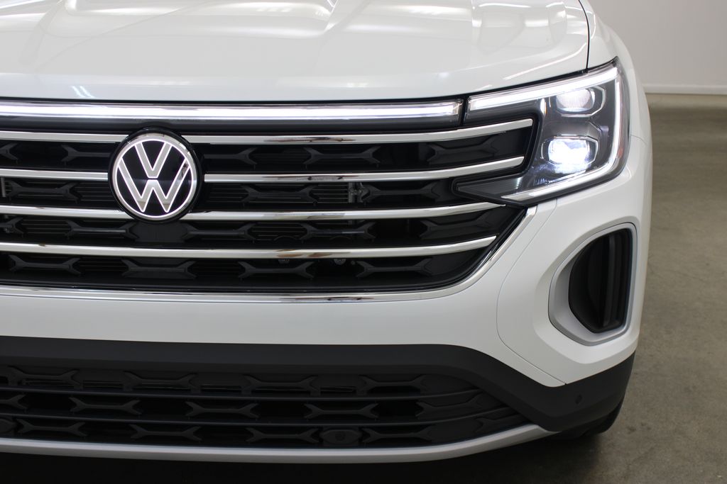 2026 Volkswagen Atlas SE w/Tech - Photo 8