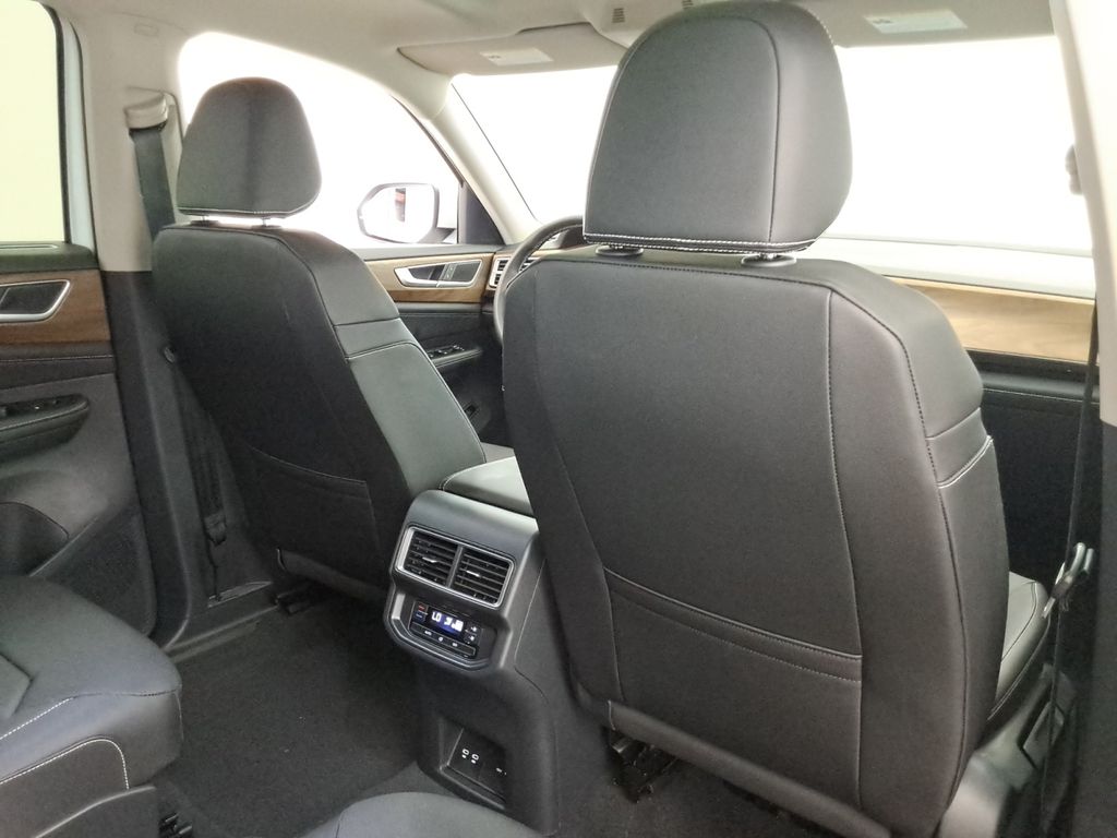 2026 Volkswagen Atlas SE w/Tech - Photo 22