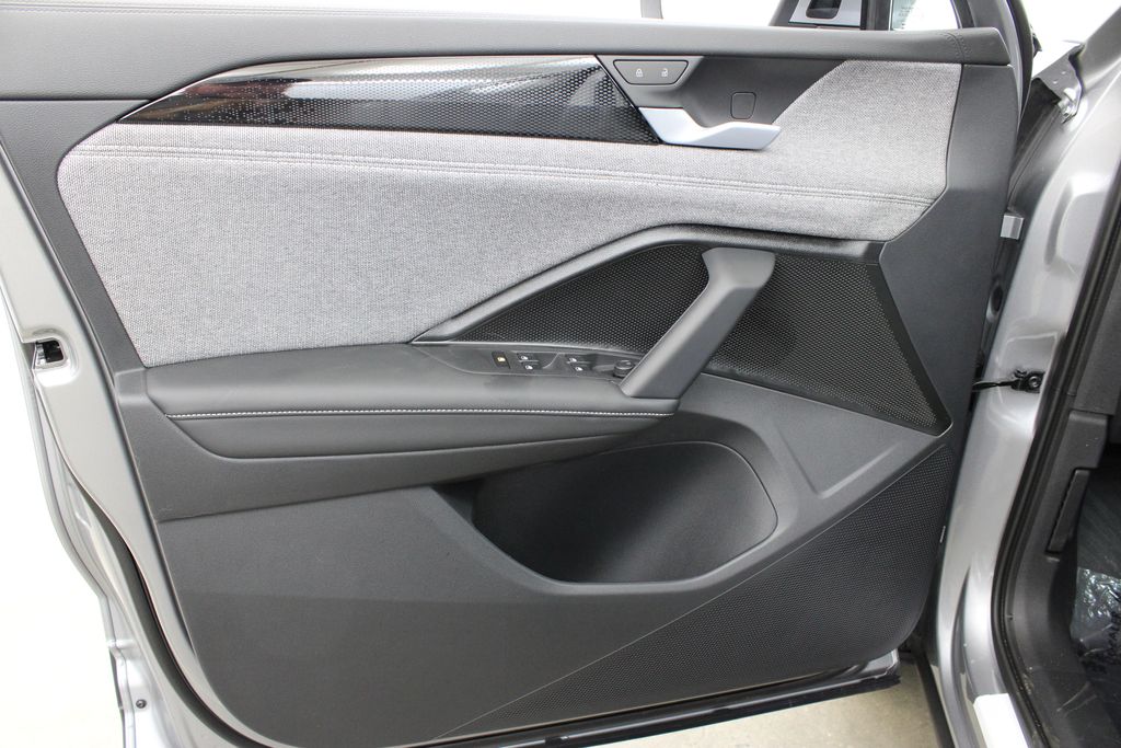 2026 Volkswagen Tiguan S - Photo 15