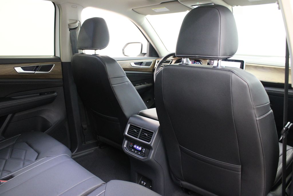 2026 Volkswagen Atlas SE w/Tech - Photo 20