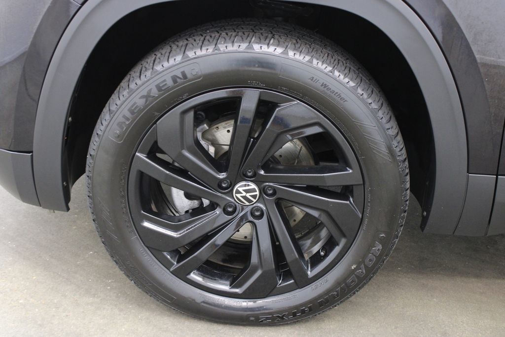 2022 Volkswagen Atlas SE w/Tech - Photo 29