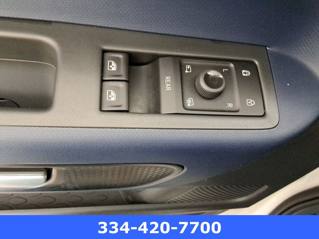 2025 Volkswagen ID. Buzz Pro S - Photo 16