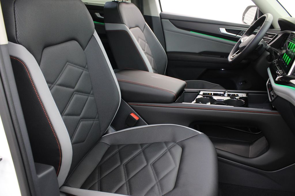 2026 Volkswagen Atlas Atlas Peak Edition - Photo 23