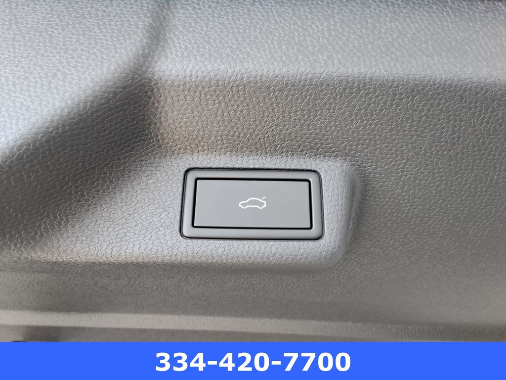 2025 Volkswagen ID. Buzz Pro S - Photo 19