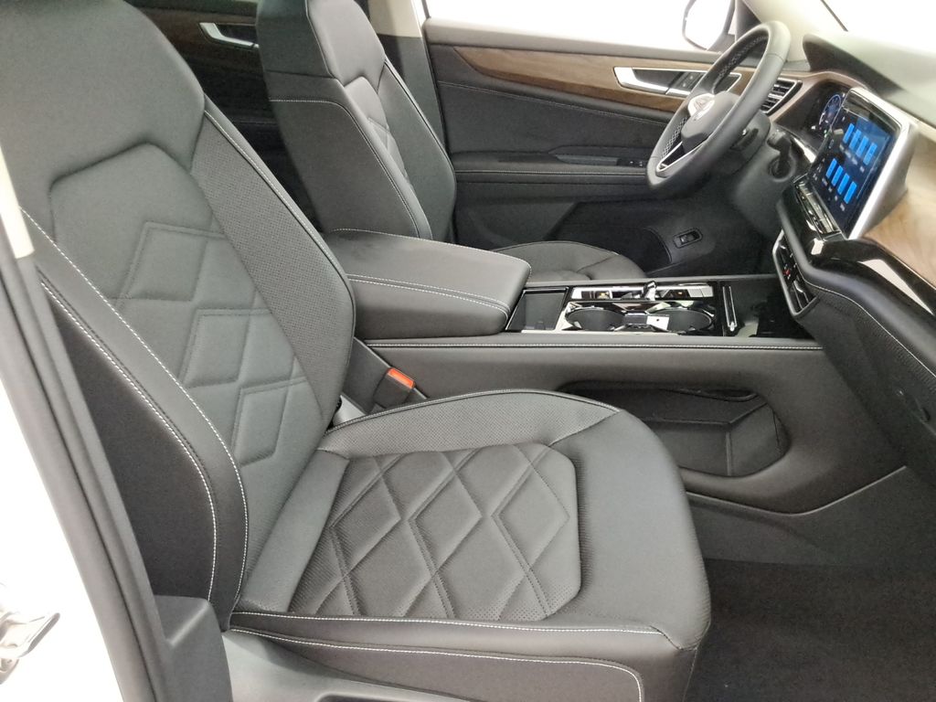 2026 Volkswagen Atlas SE w/Tech - Photo 16