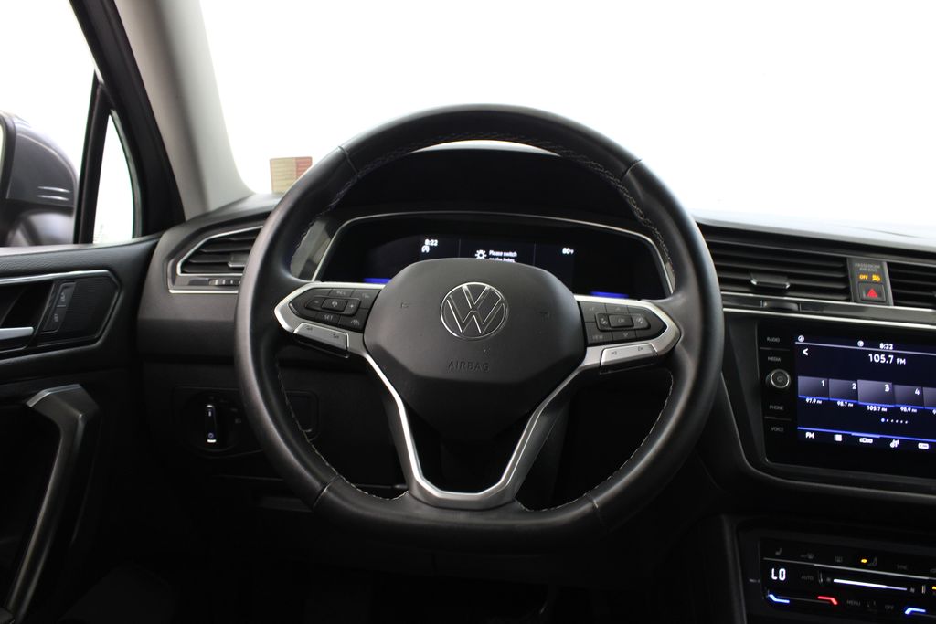 2022 Volkswagen Tiguan SE - Photo 22