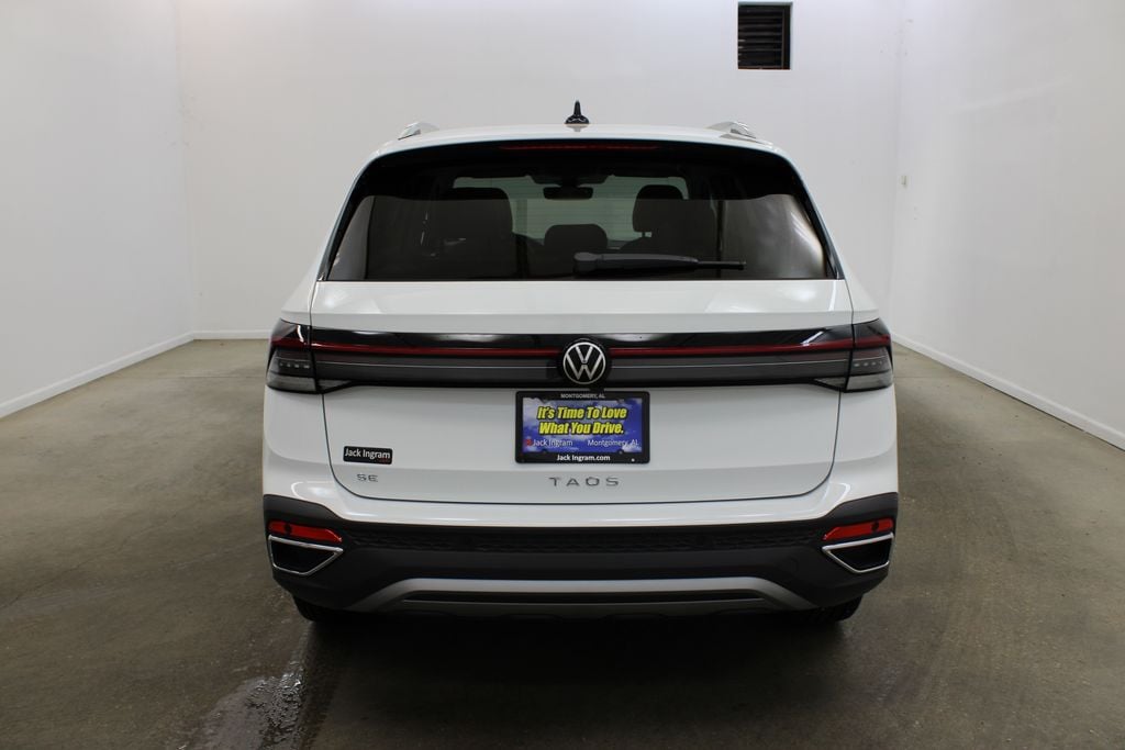 New 2026 Volkswagen Taos 1.5T SE SUV