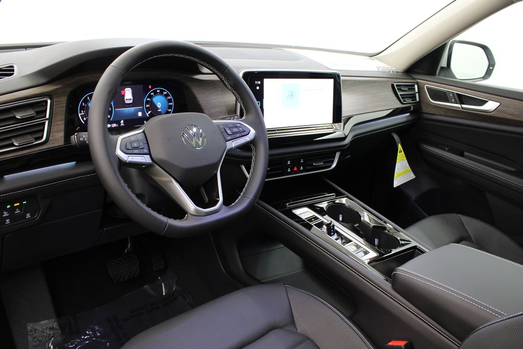 2026 Volkswagen Atlas SEL - Photo 16