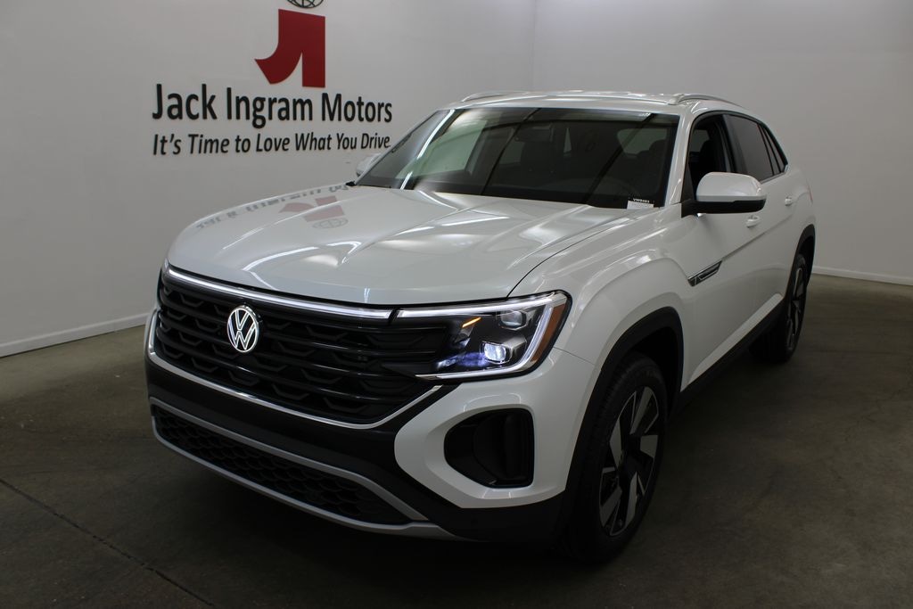 New 2026 Volkswagen Atlas Cross Sport 2.0T SE w/Technology SUV