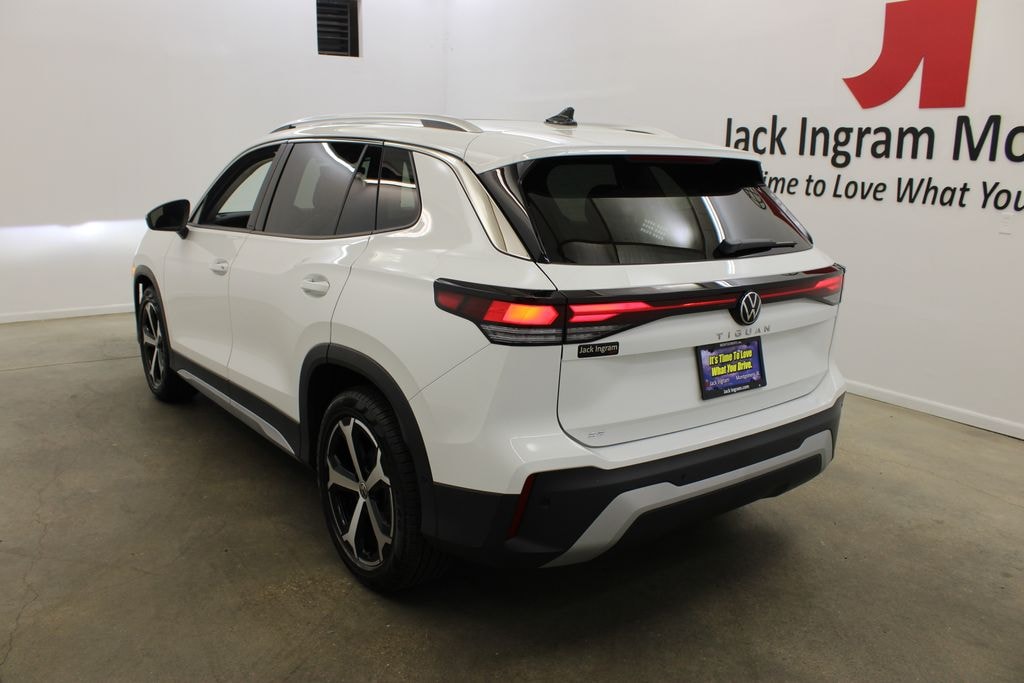 New 2026 Volkswagen Tiguan 2.0T SE SUV