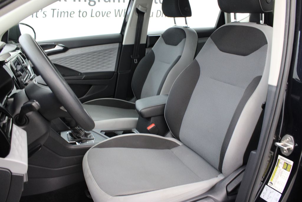 2022 Volkswagen Taos S - Photo 14