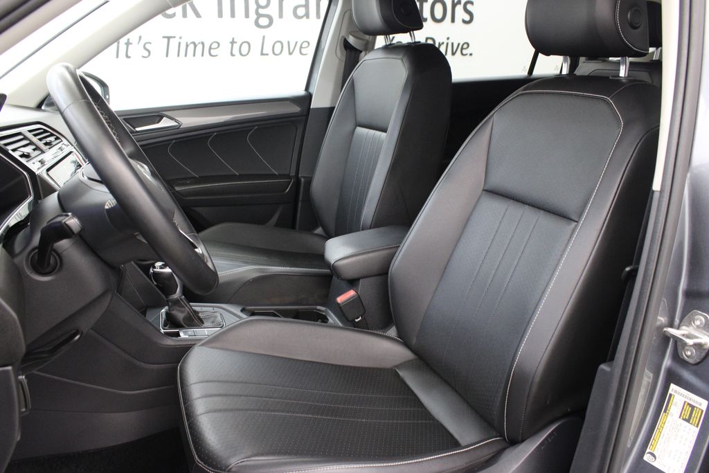 2022 Volkswagen Tiguan SE - Photo 14