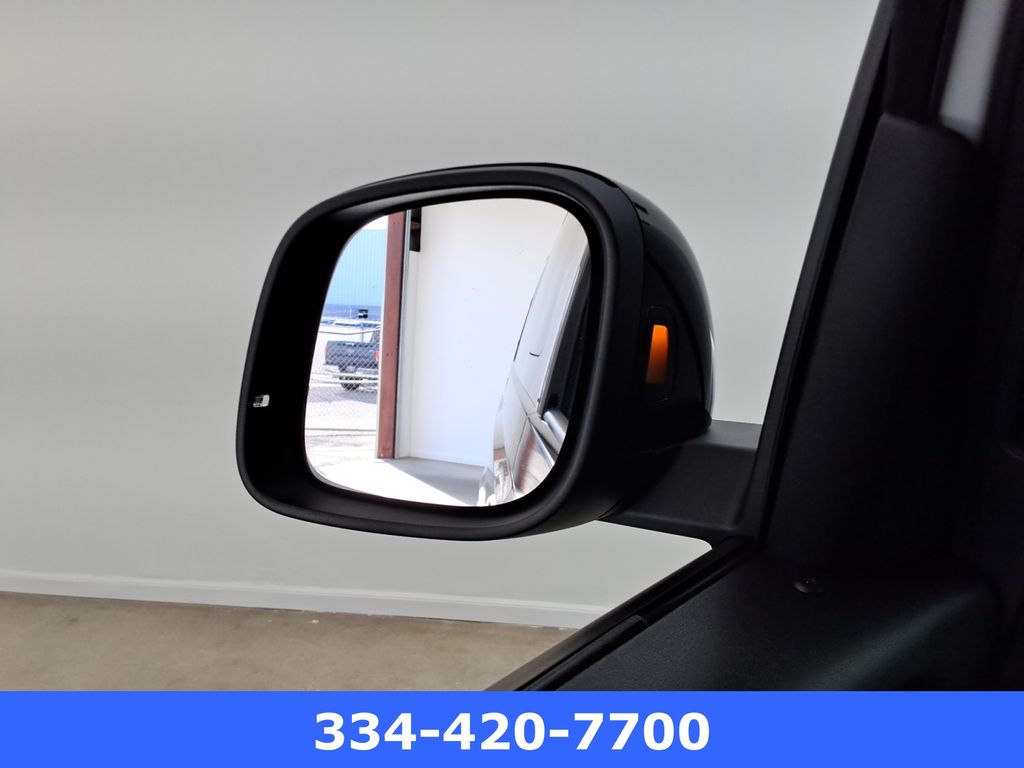 2025 Volkswagen ID. Buzz Pro S - Photo 24