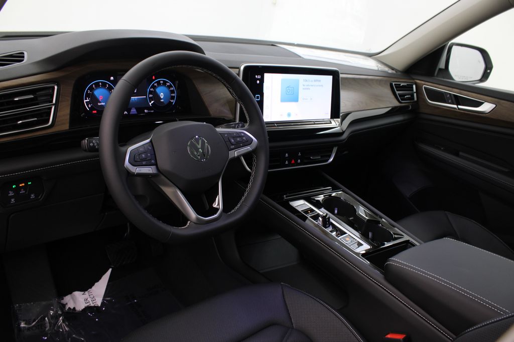 2026 Volkswagen Atlas SE w/Tech - Photo 15