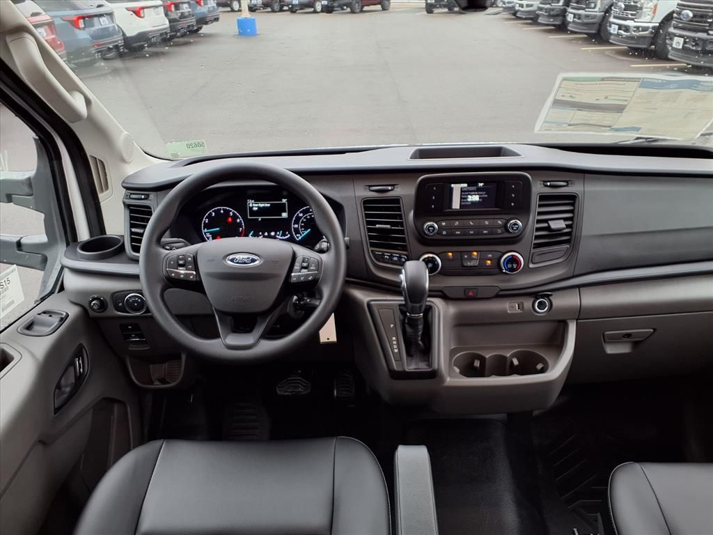 2025 Ford Transit Cargo Van photo 3