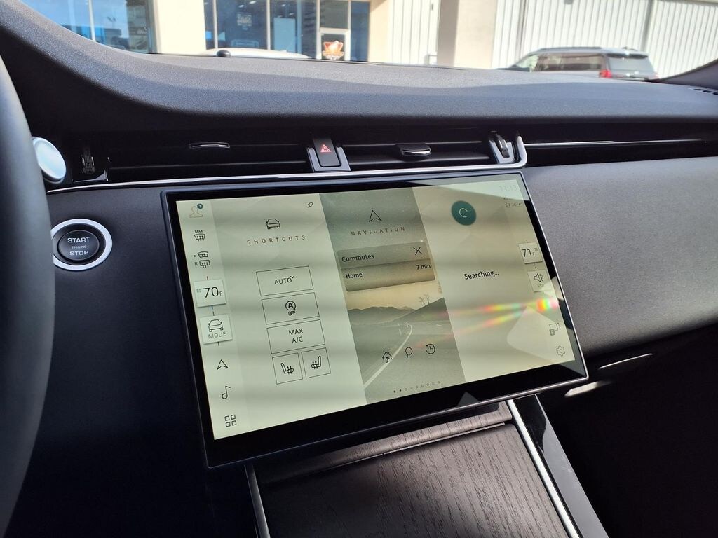 Used 2024 Land Rover Range Rover Evoque Dynamic SE SUV