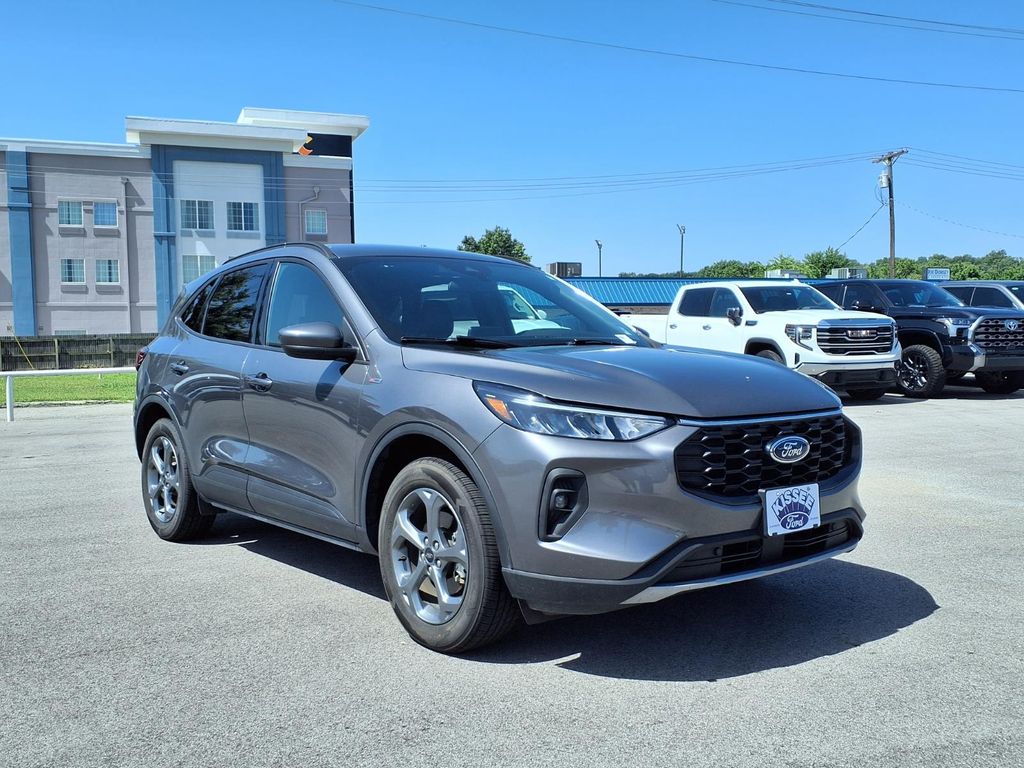2025 Ford Escape