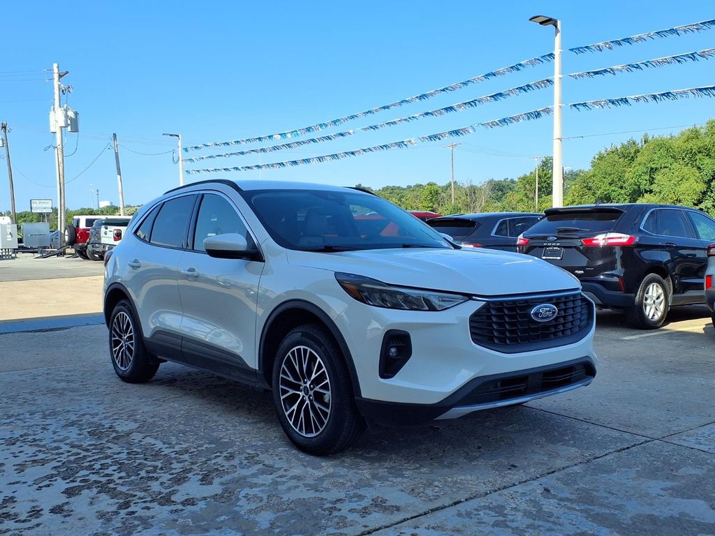 2024 Ford Escape