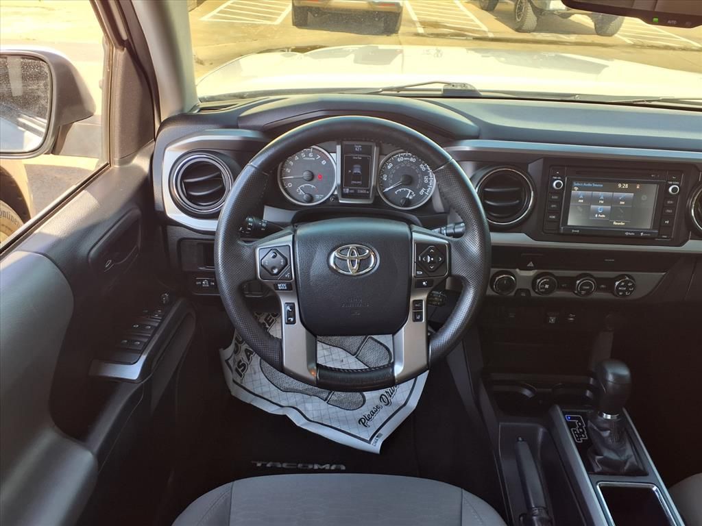 2019 Toyota Tacoma SR5 photo 3