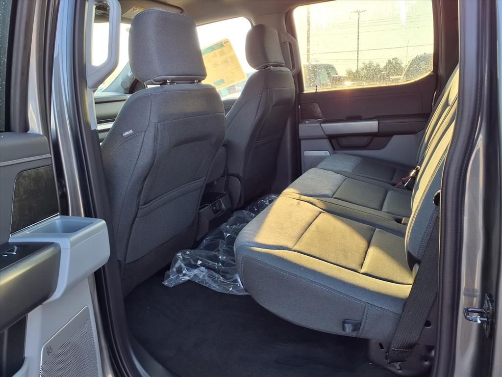 2026 Ford F-350 Super Duty XLT - Photo 8