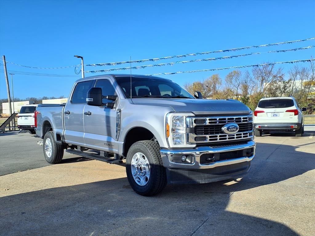 2024 Ford F-250 Super Duty XLT's photo