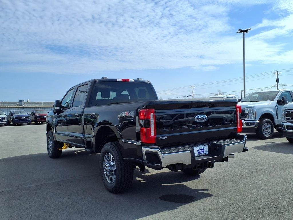 New 2026 Ford F-350SD F-350® Lariat® TRUCK