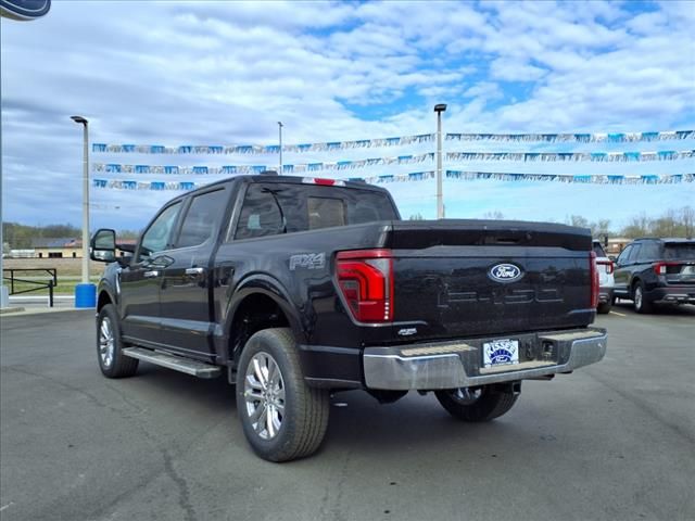 2025 Ford F-150 Lariat photo 2