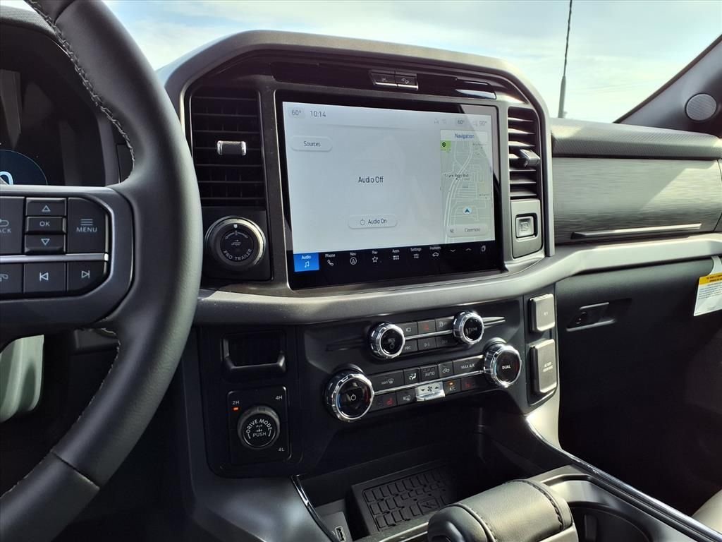 2025 Ford F-150 XLT photo 3